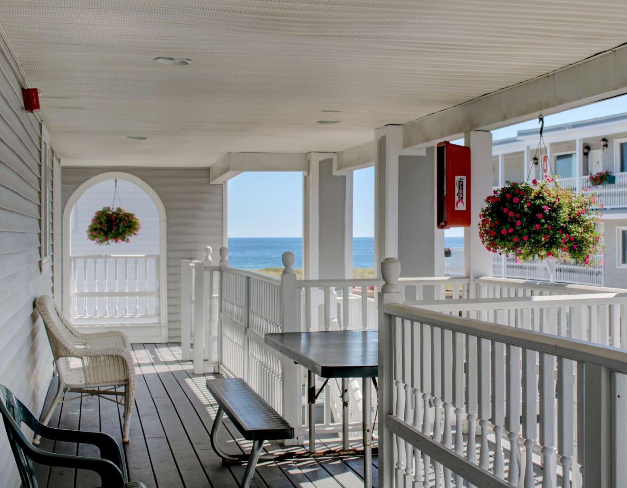 Sea View Inn Олд Орчард Бийч Екстериор снимка