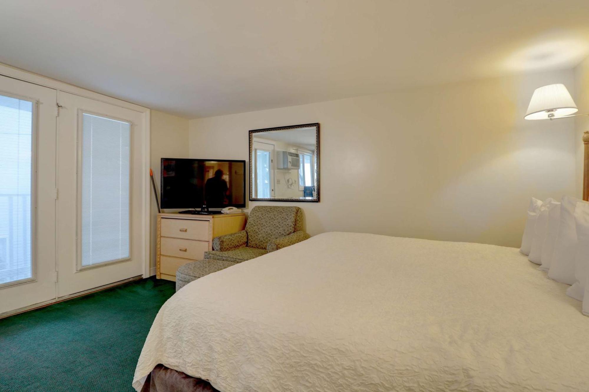 Sea View Inn Олд Орчард Бийч Екстериор снимка